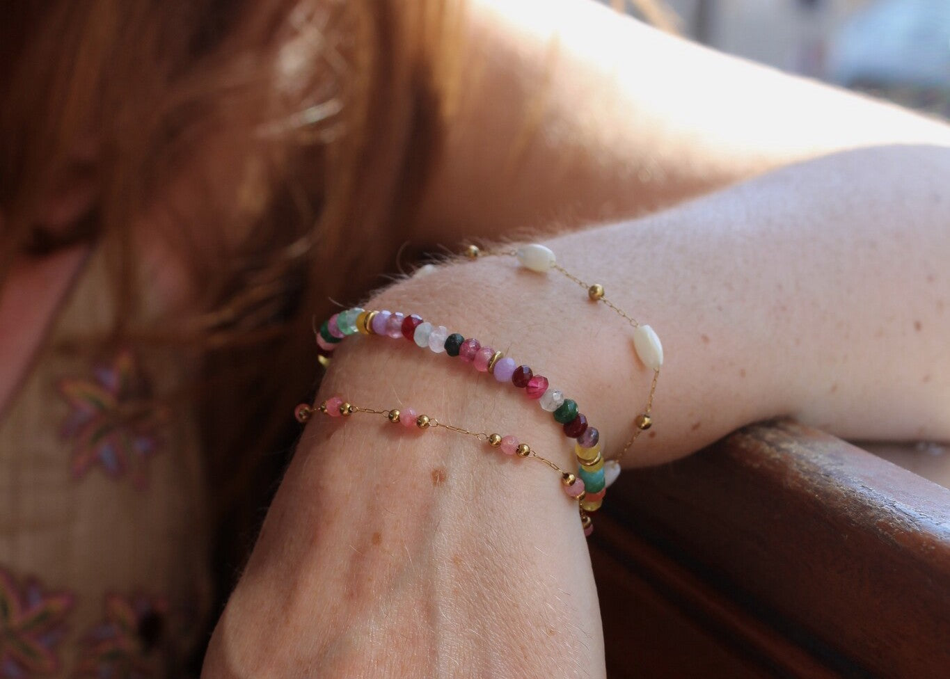 Goudkleurige armbanden